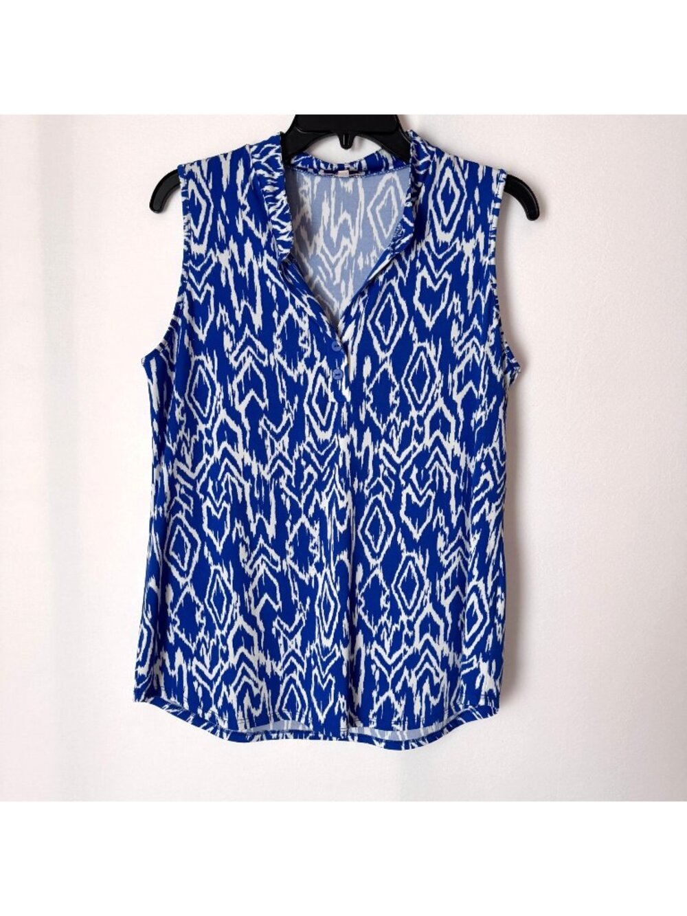 Claudia Richard Women V-Neck Sleeveless Geometric Print Blouse Size L